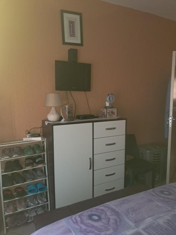 2 Bedroom Property for Sale in Rustenburg Central North West